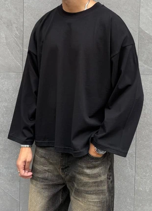 Longsleeve nera cropped, marque: strange concept, état: Neuf avec étiquette, taille: L, 25,00 €, 26,95 € Protection acheteurs incluse