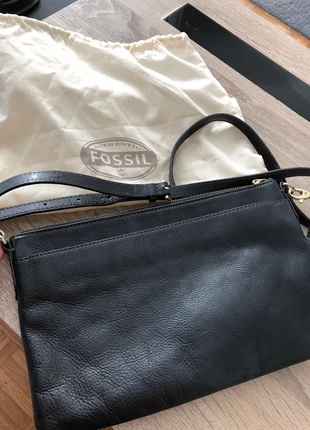 Petit sac noir cuire Fossil bandoulière, brand: Fossil, condition: Very good, €38.00, €40.60 includes Buyer Protection