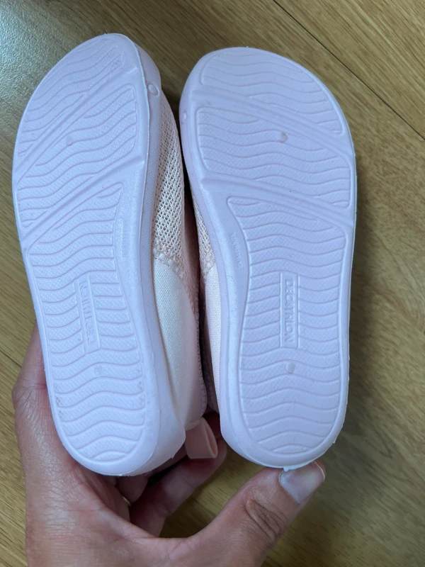 Chaussons enfant taille 24 - photo numéro 5