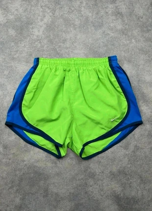 Short Nike | Taille XS | Couleur Vert, bleu, marque: Nike, état: Très bon état, taille: XS / 34 / 6, 6,00 €, 7,00 € Protection acheteurs (Pro) incluse