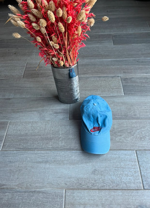 Casquette Nike Vintage Bleu Logo Rouge Taille Unique Réglable, marque: Nike, état: Très bon état, taille: Taille unique, 19,99 €, 21,69 € Protection acheteurs incluse