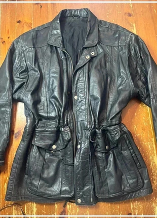 Parka en cuir noir vintage, marque: Création Française, état: Très bon état, taille: XL / 42 / 14, 30,00 €, 32,20 € Protection acheteurs incluse