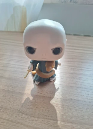 Funko pop Voldemort, merk: Funko Pop, staat: Heel goed, maat: Prematuur, tot 44 cm, € 3,50, € 4,38 inclusief Kopersbescherming