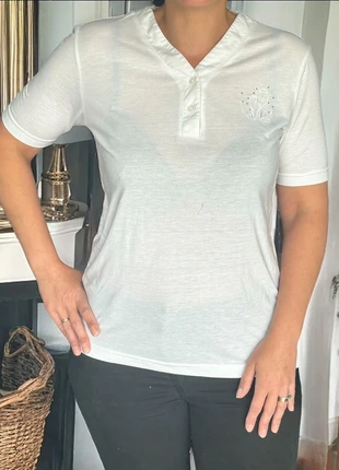 T-shirt polo blanc col V manches courtes Giani Feroti Taille S/36, brand: Giani Feroti, condizioni: Ottime, taglia: S / IT 40 / EU 36, €2.00, €2.80 include la Protezione acquisti