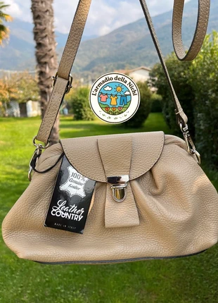 Borsa in pelle beige Leather Country Made in Italy, elegante e versatile, marque: Leather Country, état: Neuf avec étiquette, 47,00 €, 50,05 € Protection acheteurs incluse