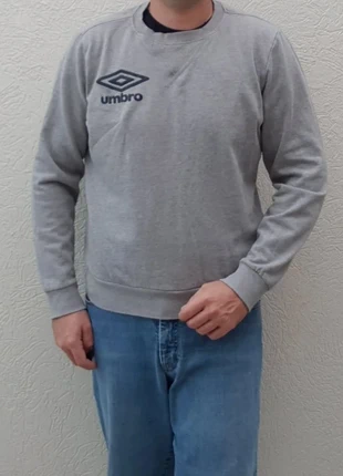 Sweat pull umbro taille L 100% coton gris homme, marke: Umbro, zustand: Gut, größe: L, 9,00 €, 10,15 € inklusive Vinted-Käuferschutz