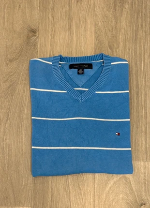 Pull col V à rayures Tommy Hilfiger bleu clair taille S, merk: Tommy Hilfiger, staat: Heel goed, maat: S, € 18,00, € 19,60 inclusief Kopersbescherming