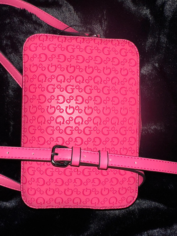 Guess crossbody bag 1