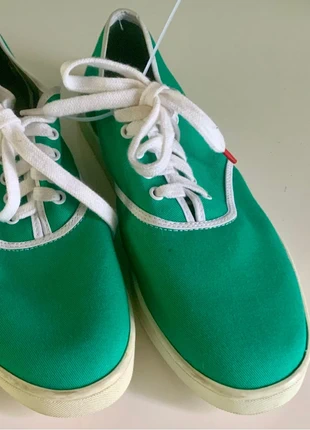 Tennis vertes T40, merk: Twins, staat: Heel goed, maat: 40, € 3,00, € 3,85 inclusief Kopersbescherming