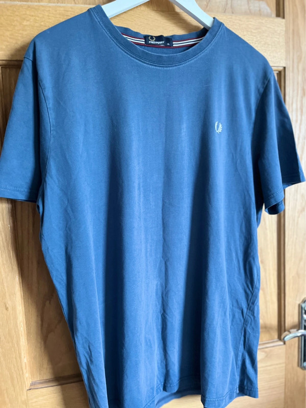 Fred Perry T-shirt - Vinted