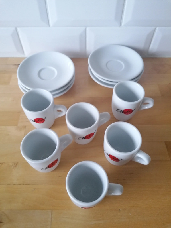 Lot de 2 tasses cappuccino illy en porcelaine