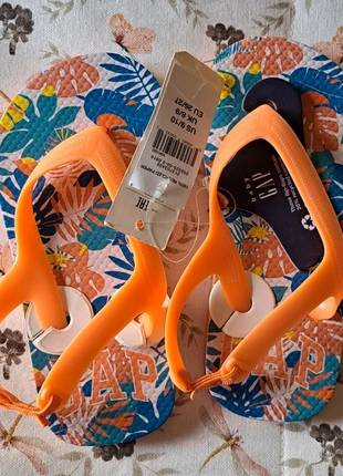 Chinelos 26-27 Gap NOVO, marca: GAP, estado: Novo com etiquetas, tamanho: 26, €15.00, €16.45 inclui Proteção do Comprador