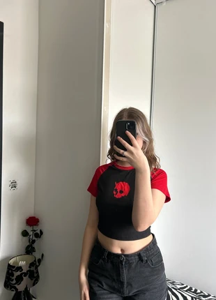 T shirt top tête de mort, marque: Shein, état: Très bon état, taille: S / 36 / 8, 2,00 €, 2,80 € Protection acheteurs incluse