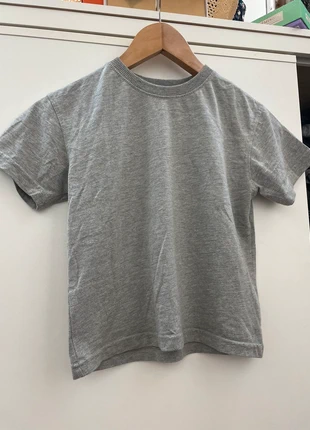 T-shirt gris, marca: Zara, estado: Muy bueno, tamaño: S / 36 / 8, 6,00 €, 7,00 € Protección al comprador incluida
