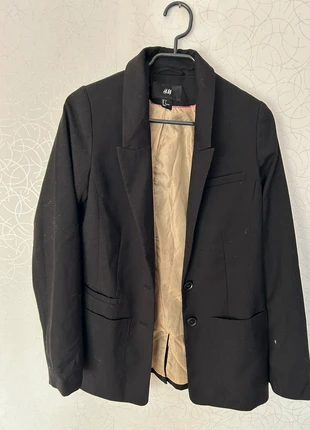 Schwarzer Blazer Damen 34, marque: H&M, état: Très bon état, taille: XS / 34 / 6, 5,00 €, 5,95 € Protection acheteurs incluse