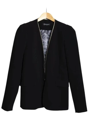 Veste noire Rinascimento Taille L, marca: Rinascimento, estado: Muy bueno, tamaño: L / 40 / 12, 35,00 €, 37,45 € Protección al comprador incluida