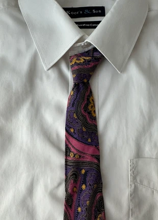 🔹 Cravate Marco Club à motifs cachemire violet et jaune, brand: Vintage Dressing, condition: Very good, €5.00, €5.95 includes Buyer Protection