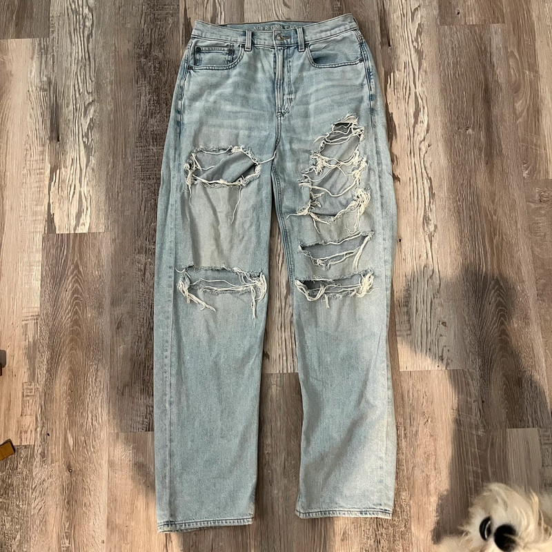 American Eagle baggy jeans 1
