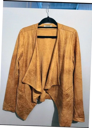 Veste suédine camel Laura Jo Taille S – coupe fluide, tendance & stylée, brand: Laura Jo, condition: Very good, size: S / 36 / 8, €17.50, €19.08 includes Buyer Protection