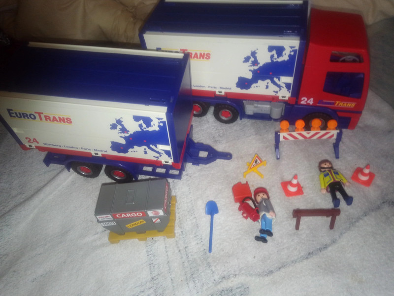 Camion Playmobil avec remorque - 4323