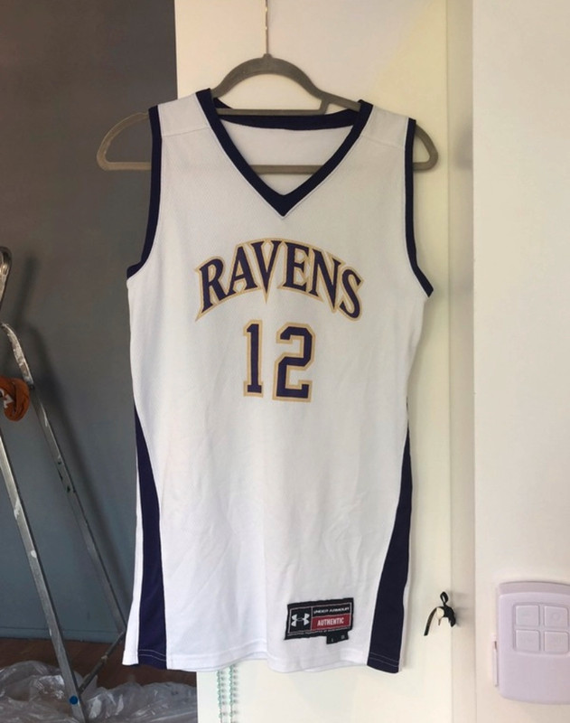 Under armour ravens jersey - Vinted