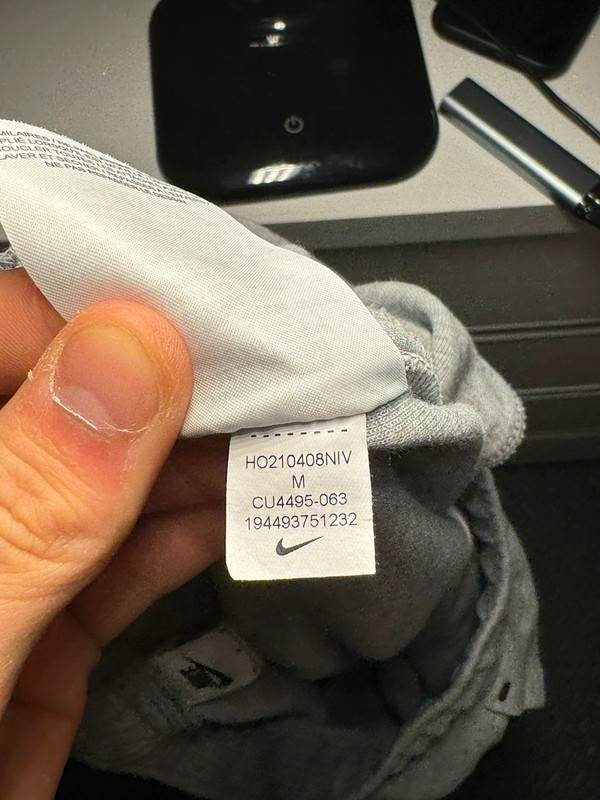 Spodnie dresowe Nike tech fleece w rozmiarze M 4