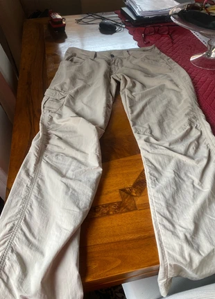 Pantaloni ragazzo, marca: Helly Hansen, estado: Bom, tamanho: L, €10.00, €11.20 inclui Proteção do Comprador