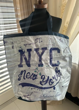 Borsa shopper per il mare NYC / Sac cabas NYC Sabrina Tenori Idéale pour la plage, marque: Sabrina tenori, état: Très bon état, 6,00 €, 7,00 € Protection acheteurs incluse