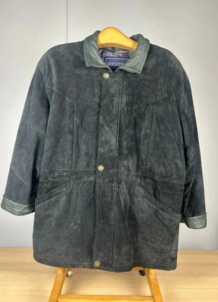 Chaqueta Negra Inédito Vintage de Cuero Real | Estilo Retro 90s Oversize, brand: inédito, condizioni: Ottime, taglia: L, €35.00, €37.45 include la Protezione acquisti