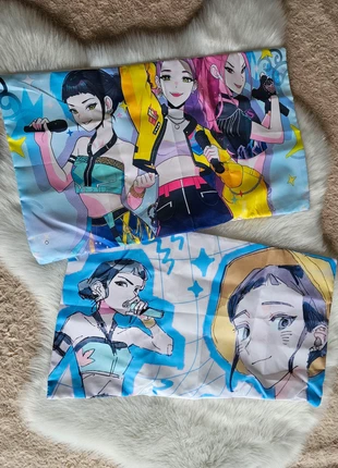 Lot 2 housses rectangulaires K-POP Demon Hunters, marque: Kpop, état: Comme neuf, taille: Autre, 20,00 €, 21,70 € Protection acheteurs incluse