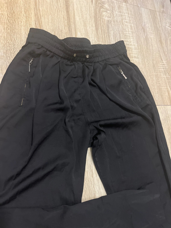 Pantalon noir satiné 2