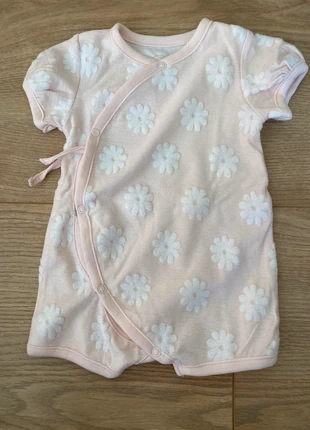 Zachtroze babypakje met bloemenprint Absorba, brand: Absorba, condition: New without tags, size: 1-3 months / 56 cm, €3.00, €3.85 includes Buyer Protection