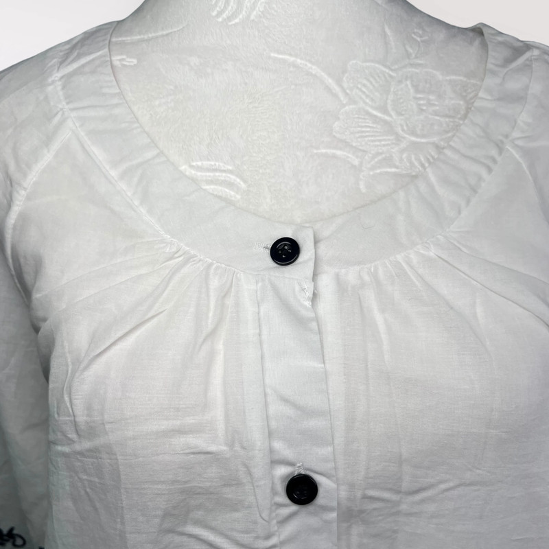 Ana & Rose Embroidered Button Down Blouse NWT Medium *FLAWED* 3