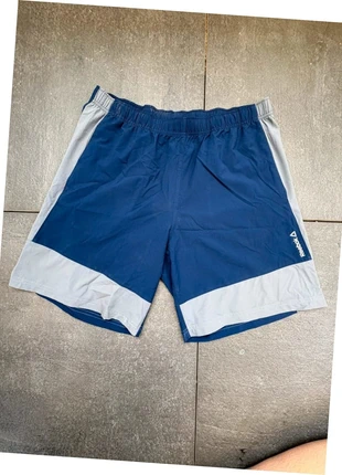 Short de running Reebok bleu Homme taille L sport, marke: Reebok, zustand: Gut, größe: L, 6,99 €, 8,04 € inklusive Vinted-Käuferschutz