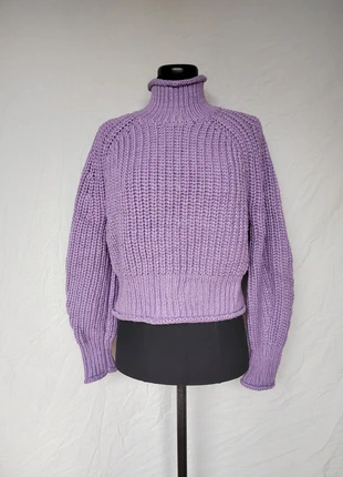 Pull court lilas 🌷 H&M, taille M, marque: H&M, état: Très bon état, taille: M / 38 / 10, 10,00 €, 11,20 € Protection acheteurs (Pro) incluse