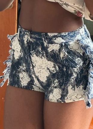 Pantaloncini blu, marca: PrettyLittleThing, estado: Novo com etiquetas, tamanho: S / 36 / 8, €12.00, €13.30 inclui Proteção do Comprador