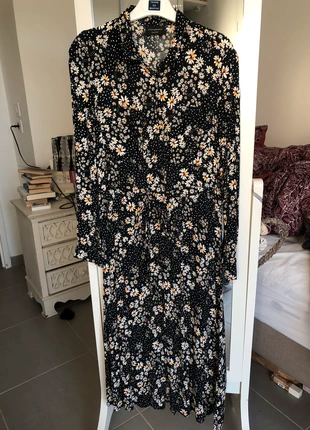 Robe longue imprimé marguerite , marke: Yessica, zustand: Sehr gut, größe: S / 36 / 8, 10,00 €, 11,20 € inklusive Vinted-Käuferschutz