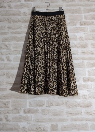 Jupe longue léopard H&M – Taille XS, marke: H&M, zustand: Sehr gut, größe: XS / 34 / 6, 10,00 €, 11,20 € inklusive Vinted-Käuferschutz