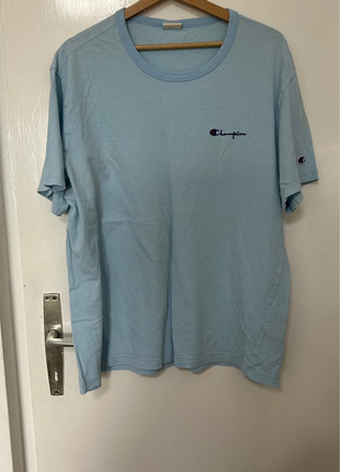 Champion T-Shirt 2XL, marke: Champion, zustand: Gut, größe: XXL, 5,00 €, 5,95 € inklusive Vinted-Käuferschutz