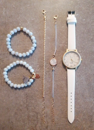 Ensemble bijoux Montre bracelet femme , condition: New with tags, €2.00, €2.80 includes Buyer Protection
