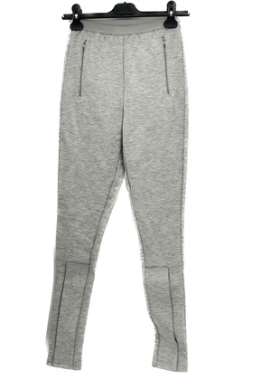 Survêtement gris avec contour de taille beige, brand: Wardrobe.NYC, condition: Very good, size: S / 36 / 8, €121.00, €127.75 includes Buyer Protection Pro