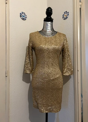 Robe soirée paillettes vintage chic, marque: Vintage Dressing, état: Neuf avec étiquette, taille: M / 38 / 10, 15,00 €, 16,45 € Protection acheteurs (Pro) incluse