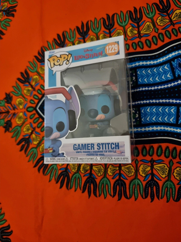 Funko pop 1229 Disney Lilo e Stitch Gamer Stitch Vinted