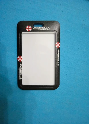 Porta badge umbrella, condizioni: Ottime, €6.00, €7.00 include la Protezione acquisti