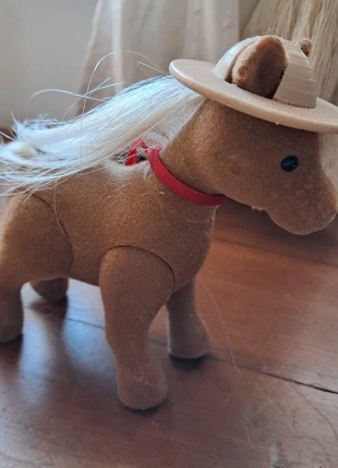 Sylvanian horse. Cavalo da família Sylvanian ., marca: Sylvanian, estado: Muito bom, tamanho: Tamanho único, €30.00, €32.20 inclui Proteção do Comprador