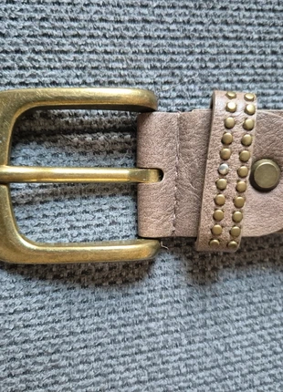 Ceinture papillons dorés neuve, merk: Je ne sais quoi, staat: Nieuw zonder prijskaartje, maat: 90 cm, € 8,90, € 10,05 inclusief Kopersbescherming