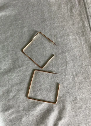 Boucles d’oreilles perchoirs dorées, marque: Shein, état: Très bon état, 1,00 €, 1,75 € Protection acheteurs incluse