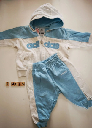 C68 ensenble bleu/blanc Adidas 6 mois, marca: adidas, estado: Bom, tamanho: 6-9 meses / 68 cm, €5.00, €5.95 inclui Proteção do Comprador