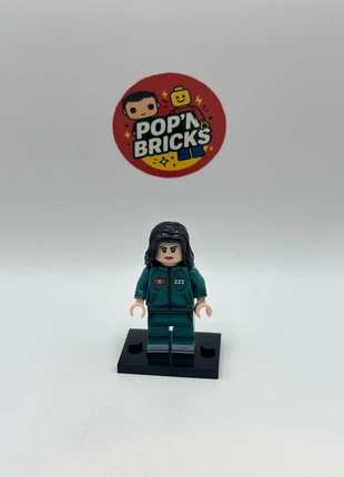 Figurine type LEGO – Kim Jun-hee Player 222 – Squid Game, brand: Squid Game, condizioni: Ottime, taglia: Prematuri, fino a 44 cm, €3.99, €4.89 include la Protezione acquisti
