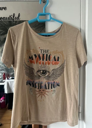 teeshirt, brand: Liberto, condizioni: Ottime, taglia: S / IT 40 / EU 36, €2.00, €2.80 include la Protezione acquisti